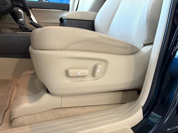 2021 Toyota Landcruiser Prado VX