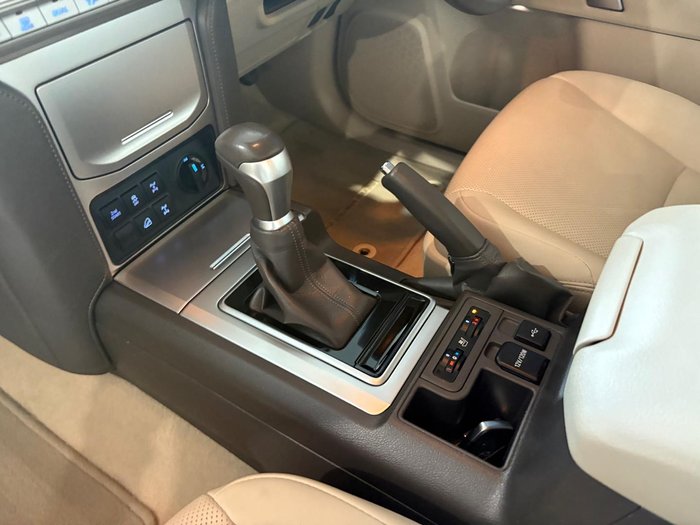 2021 Toyota Landcruiser Prado VX