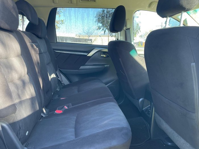 2019 Mitsubishi Pajero Sport GLX