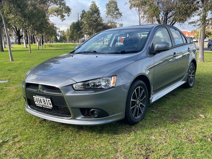 2015 Mitsubishi Lancer ES Sport