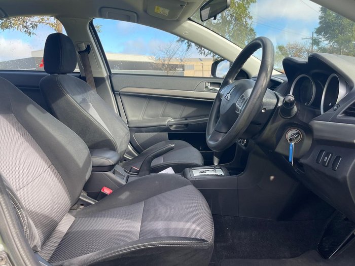 2015 Mitsubishi Lancer ES Sport