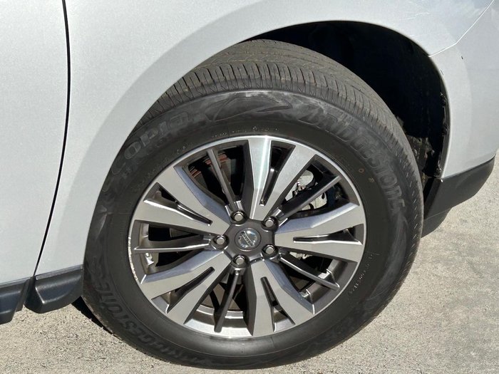 2019 Nissan Pathfinder ST-L