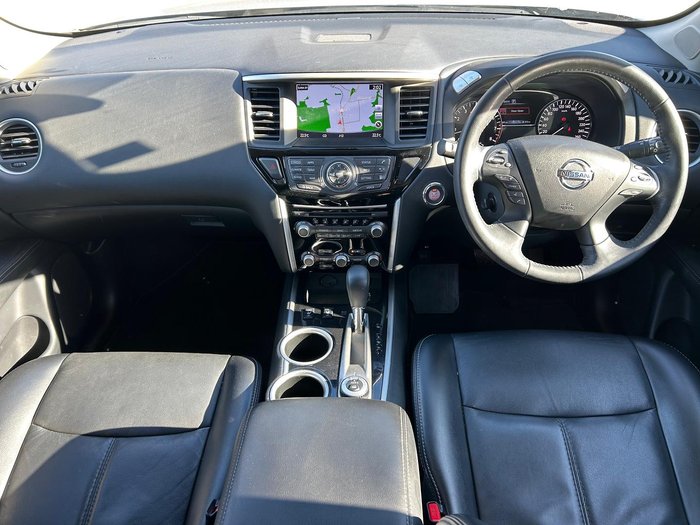2019 Nissan Pathfinder ST-L
