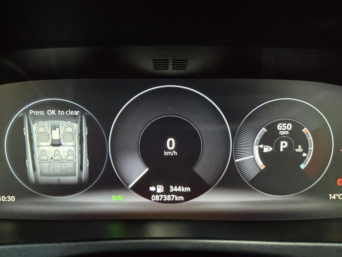2016 Jaguar F-PACE 30d Portfolio