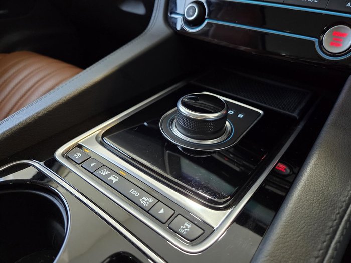 2016 Jaguar F-PACE 30d Portfolio