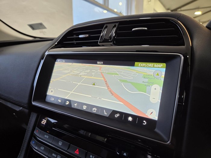 2016 Jaguar F-PACE 30d Portfolio