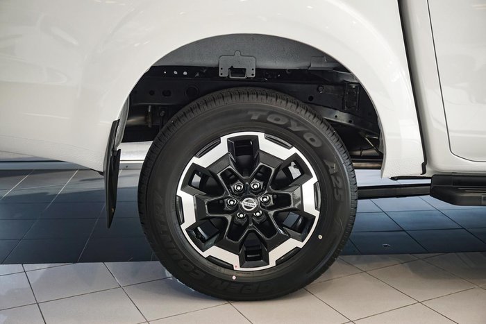 2025 Nissan Navara ST-X
