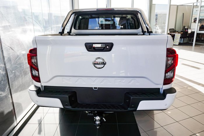 2025 Nissan Navara ST-X