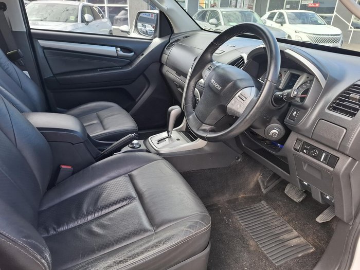 2015 Isuzu MU-X LS-T