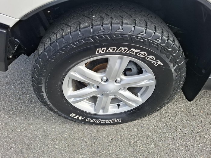 2015 Isuzu MU-X LS-T