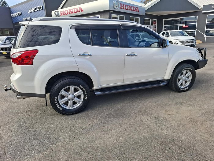 2015 Isuzu MU-X LS-T