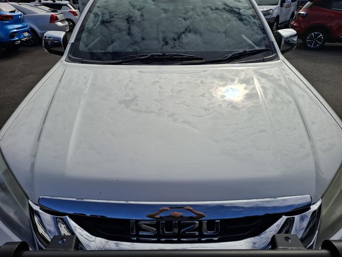 2015 Isuzu MU-X LS-T