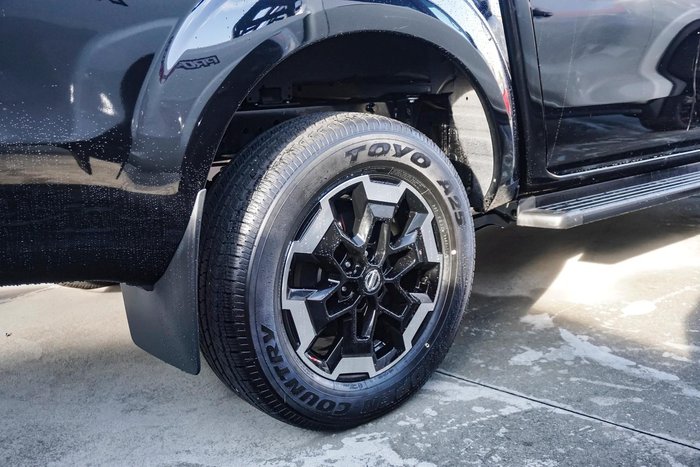 2025 Nissan Navara ST-X