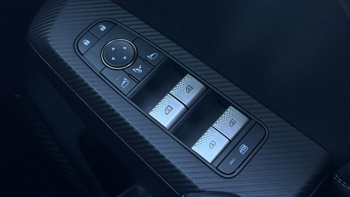 2025 Mitsubishi Outlander Exceed