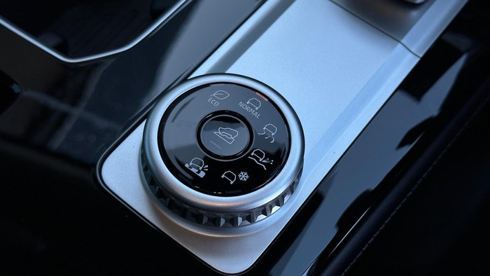 2025 Mitsubishi Outlander Exceed