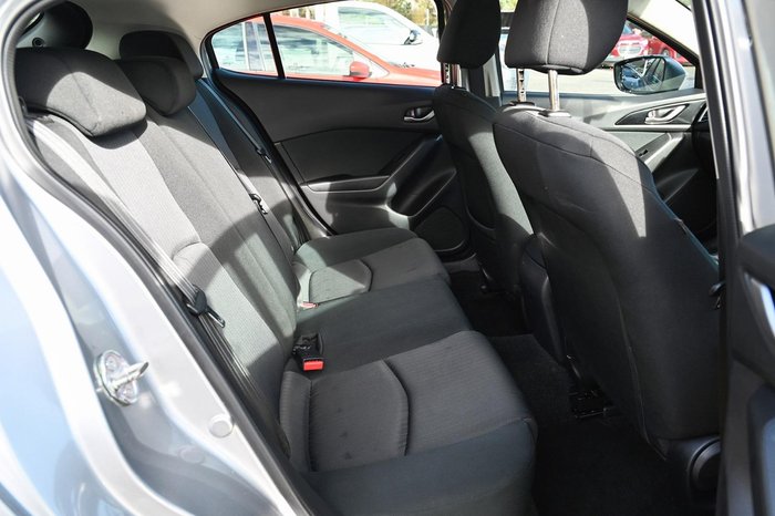 2015 Mazda 3 Neo