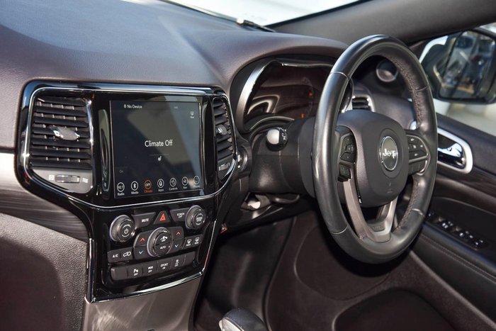 2019 Jeep Grand Cherokee Night Eagle