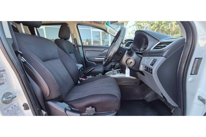 2017 Mitsubishi Triton GLS