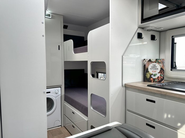2023 JB Caravans Scorpion Sting 22'6 Family Bunk