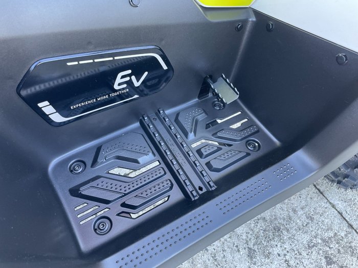 2022 CFMOTO C FORCE EV110