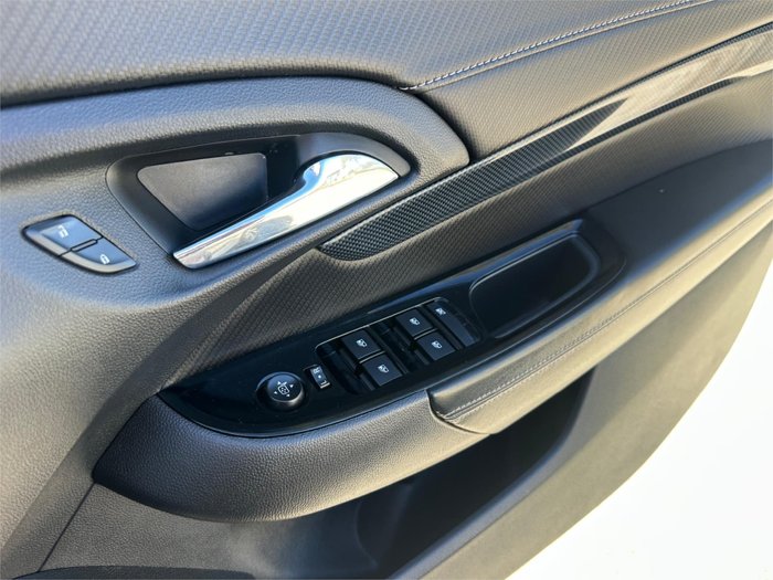 2015 HOLDEN COMMODORE SV6