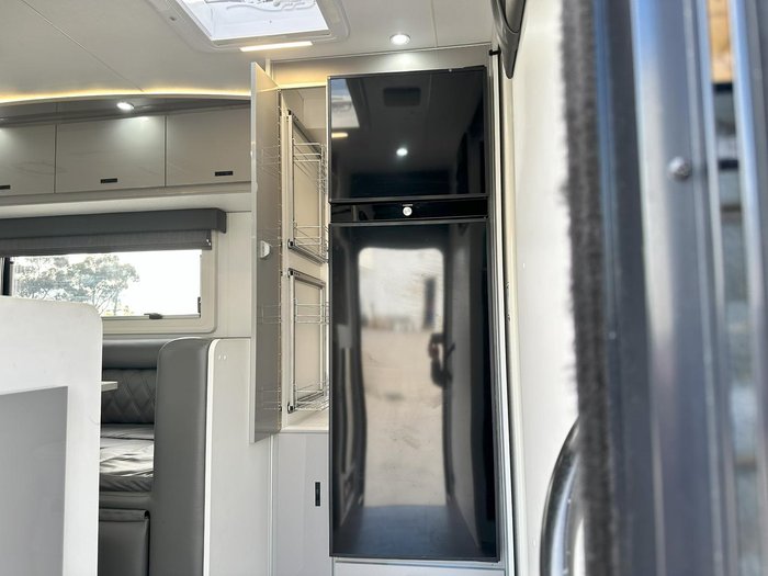 2023 JB Caravans Scorpion Sting Air 21'6