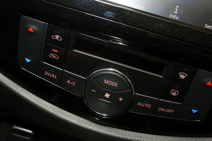 2025 Nissan Navara PRO-4X