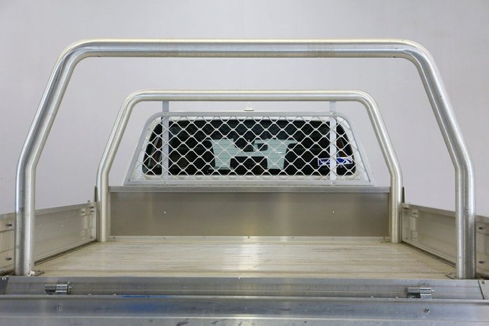 2024 Toyota Hilux SR