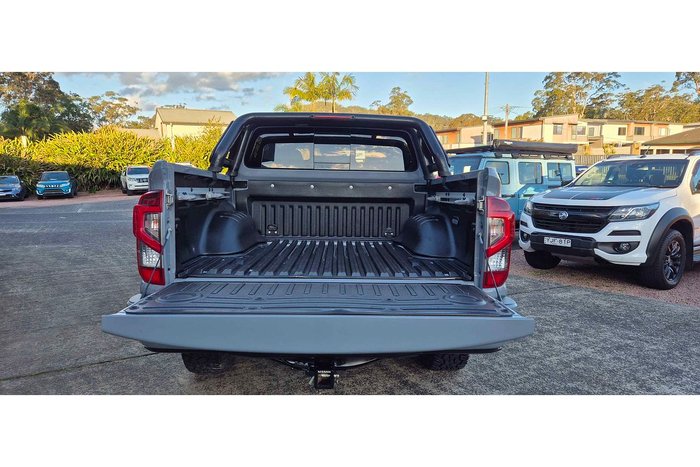 2021 Nissan Navara PRO-4X