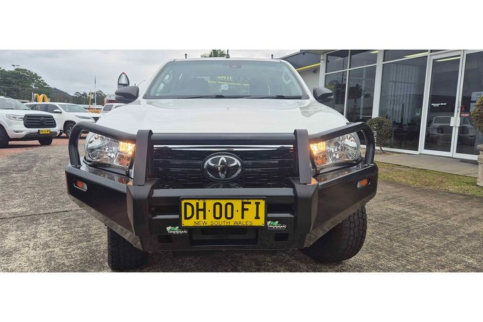 2019 Toyota Hilux SR