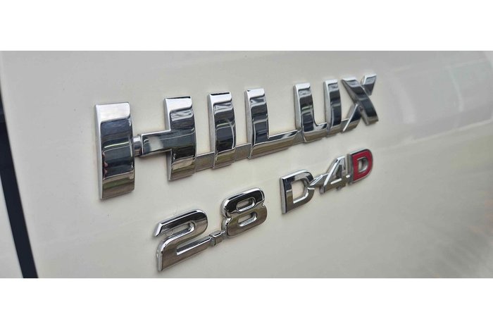 2019 Toyota Hilux SR