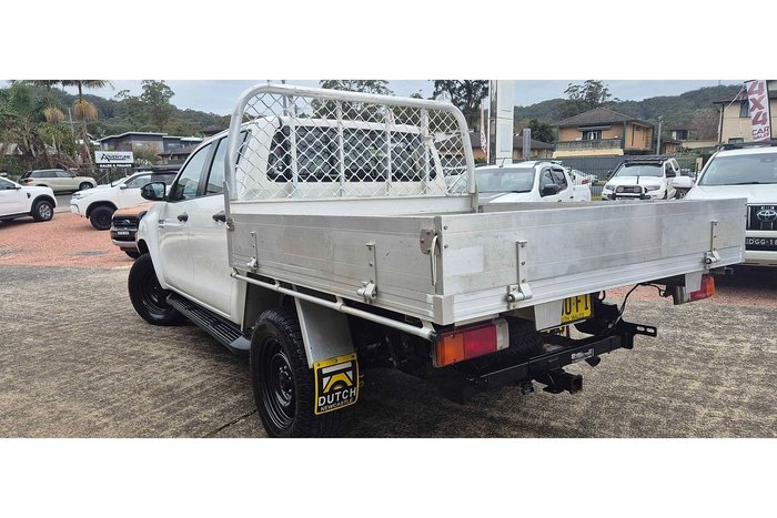 2019 Toyota Hilux SR