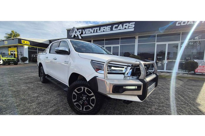 2022 Toyota Hilux SR5