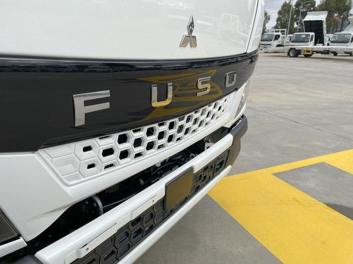 2025 Fuso Canter 615 Tipper White