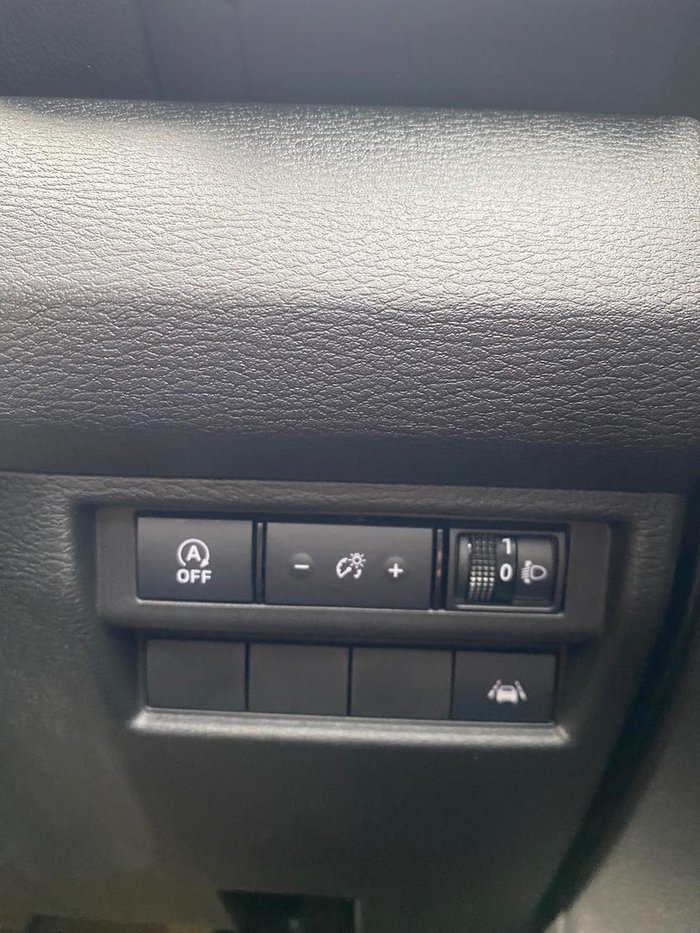 2025 Mitsubishi Triton GLX
