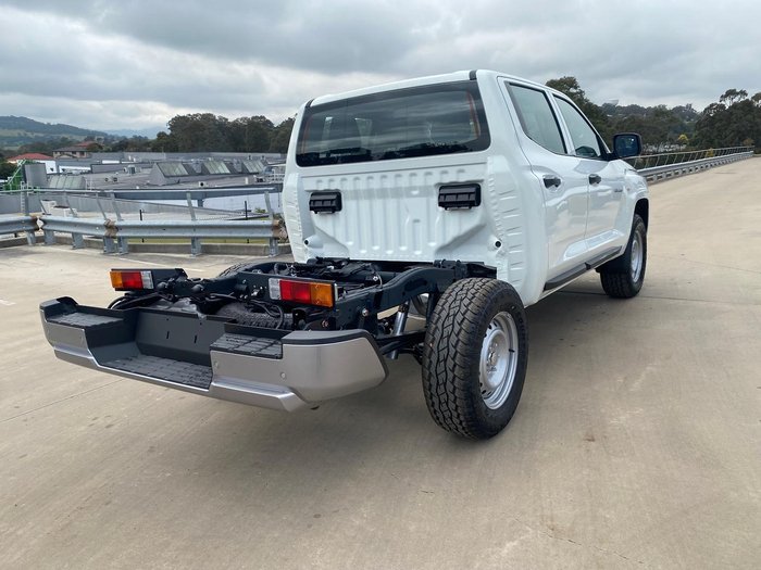 2025 Mitsubishi Triton GLX