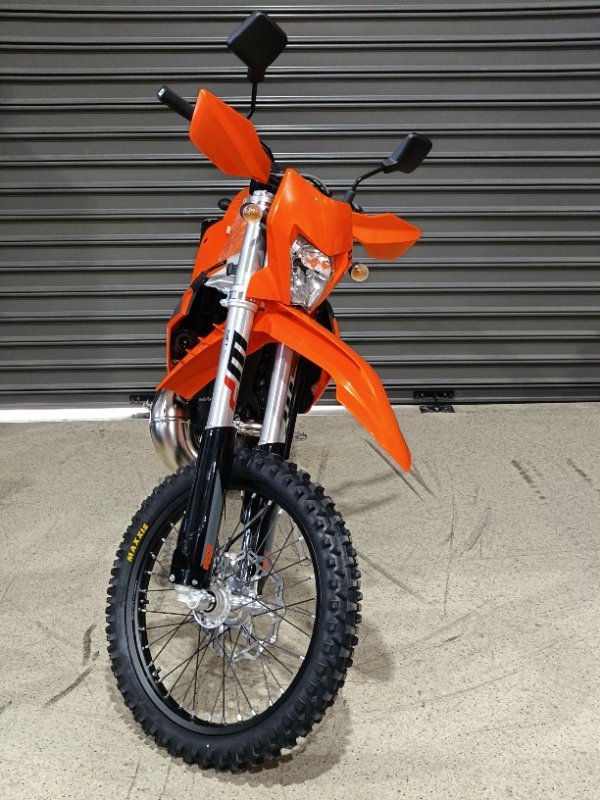 2025 KTM 300 EXC