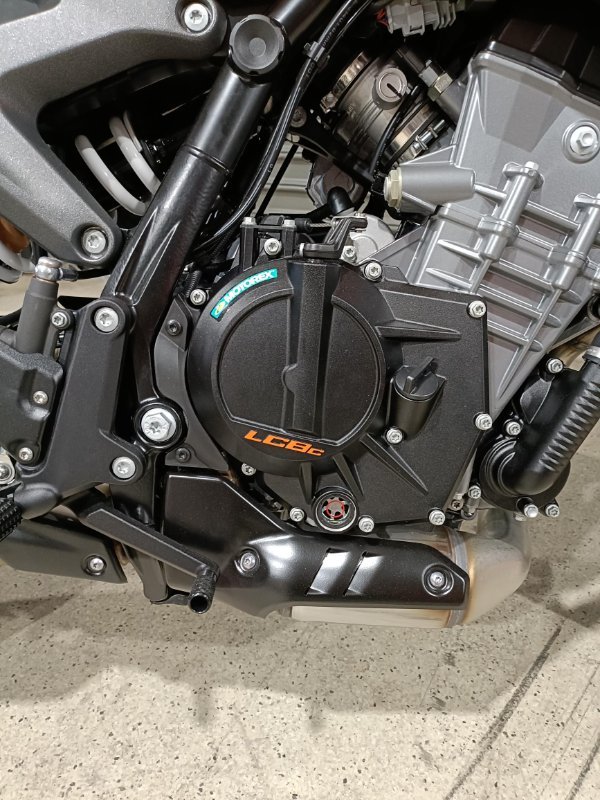 2024 KTM 990 DUKE ORANGE