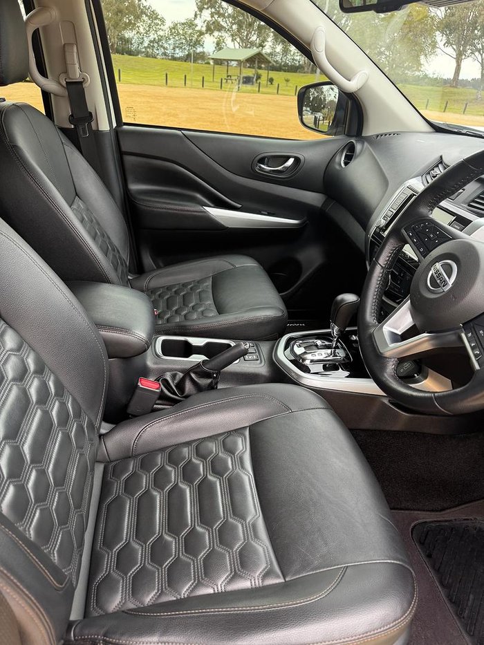 2021 Nissan Navara ST-X