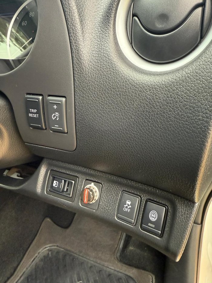 2021 Nissan Navara ST-X