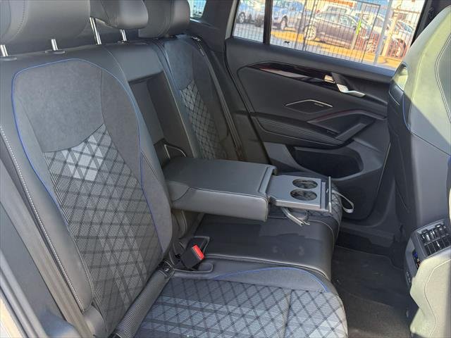 2025 Volkswagen TIGUAN R-LINE