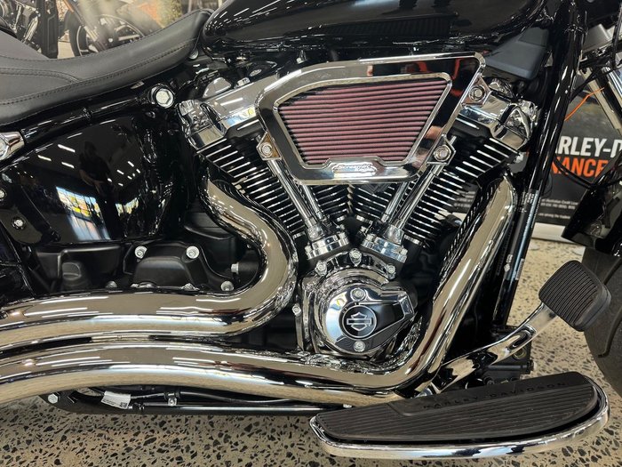2025 Harley-Davidson Fat Boy 117 (FLFB) Softail Black
