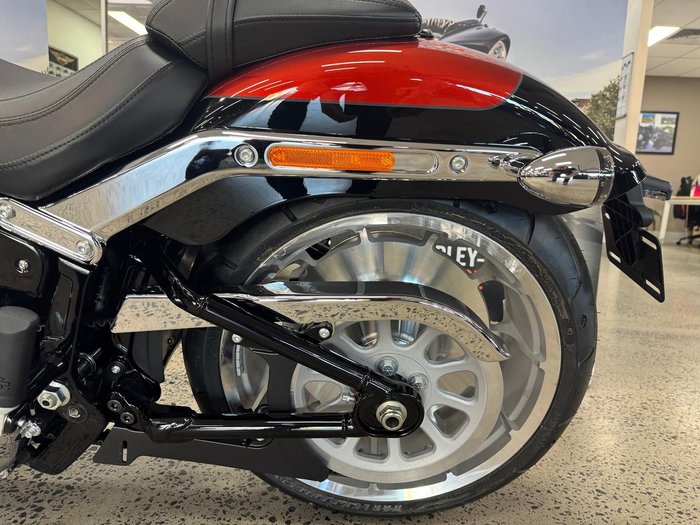 2025 Harley-Davidson Fat Boy 117 (FLFB) Softail Black
