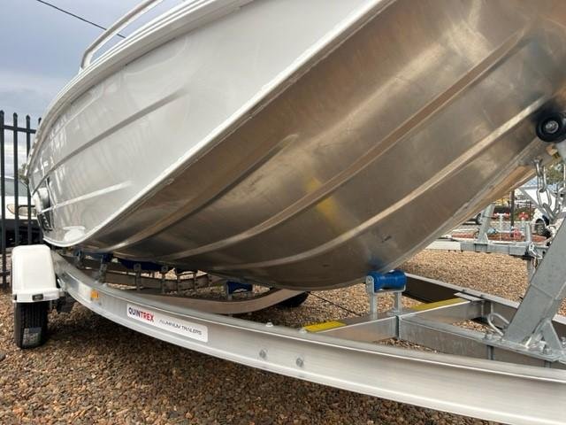 2025 QUINTREX 440 Explorer Trophy