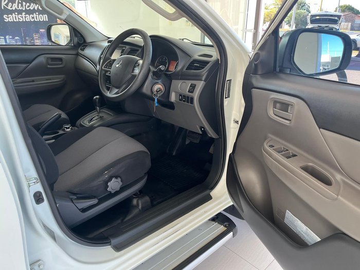 2017 Mitsubishi Triton GLX