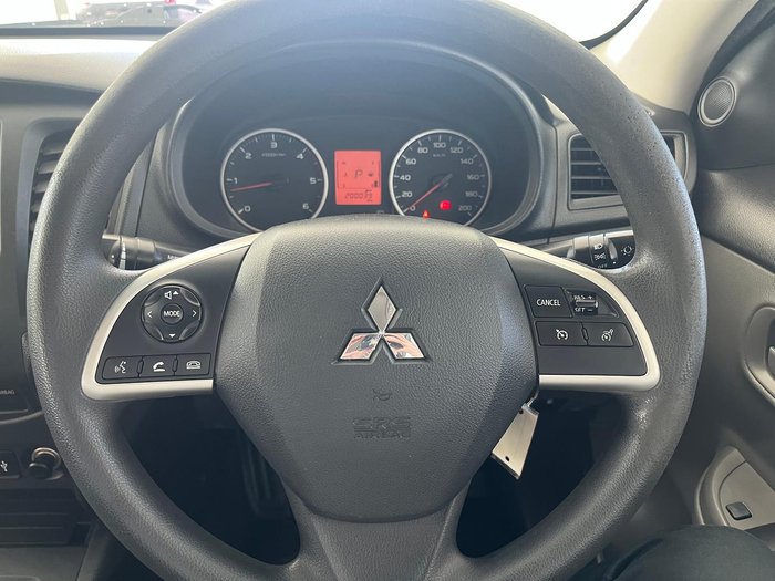 2017 Mitsubishi Triton GLX