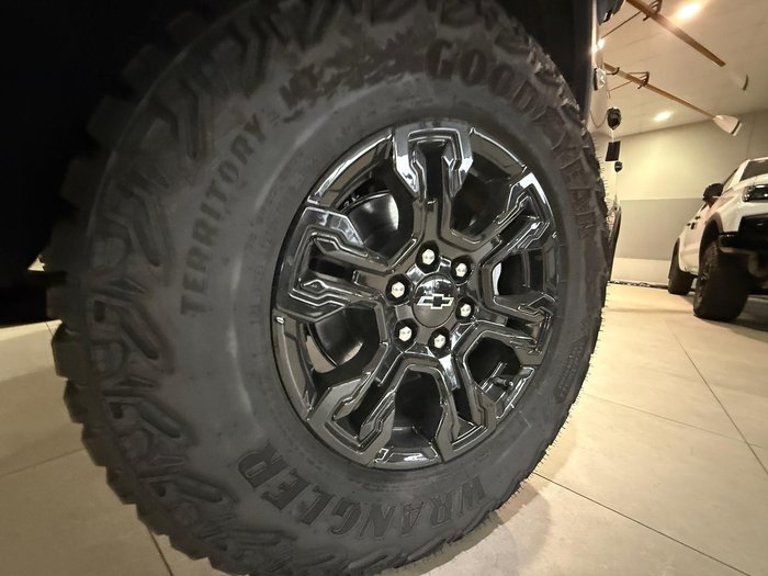 2025 Chevrolet Silverado 1500 ZR2 W/Tech Pack