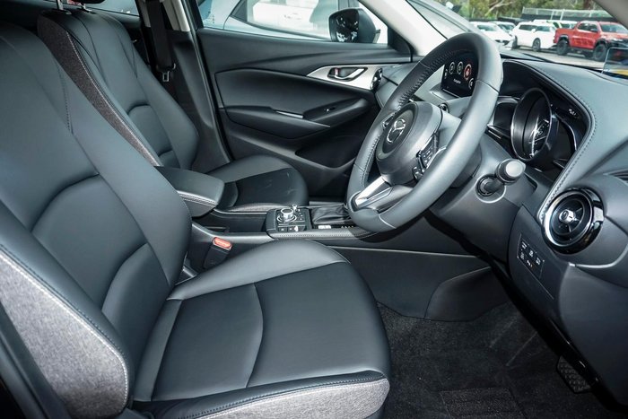 2025 Mazda CX-3 G20 Evolve