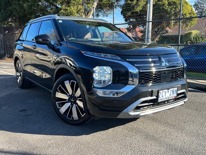 2025 Mitsubishi Outlander Exceed Tourer