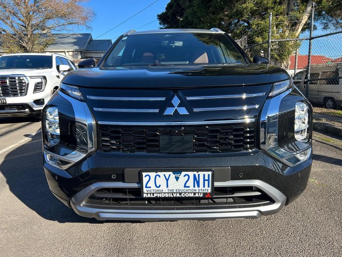 2025 Mitsubishi Outlander Exceed Tourer